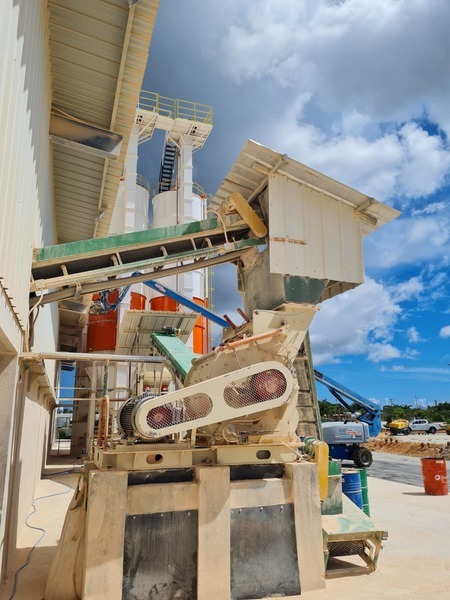 Installation of Dominican powder line3