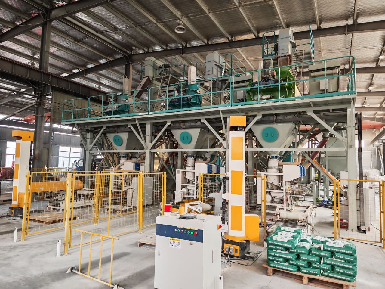 industrial palletizing robot