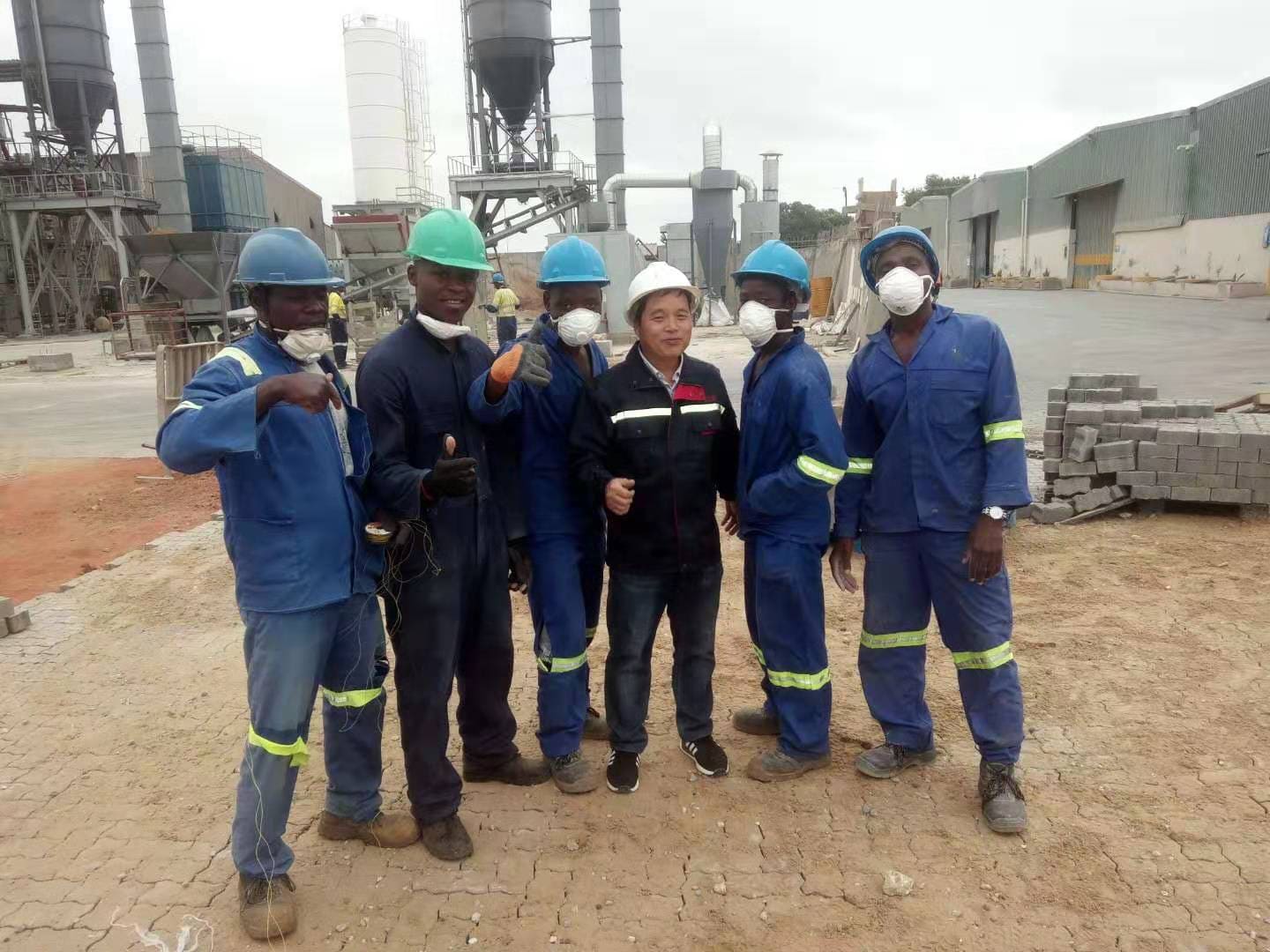 Group photo from the installation training session