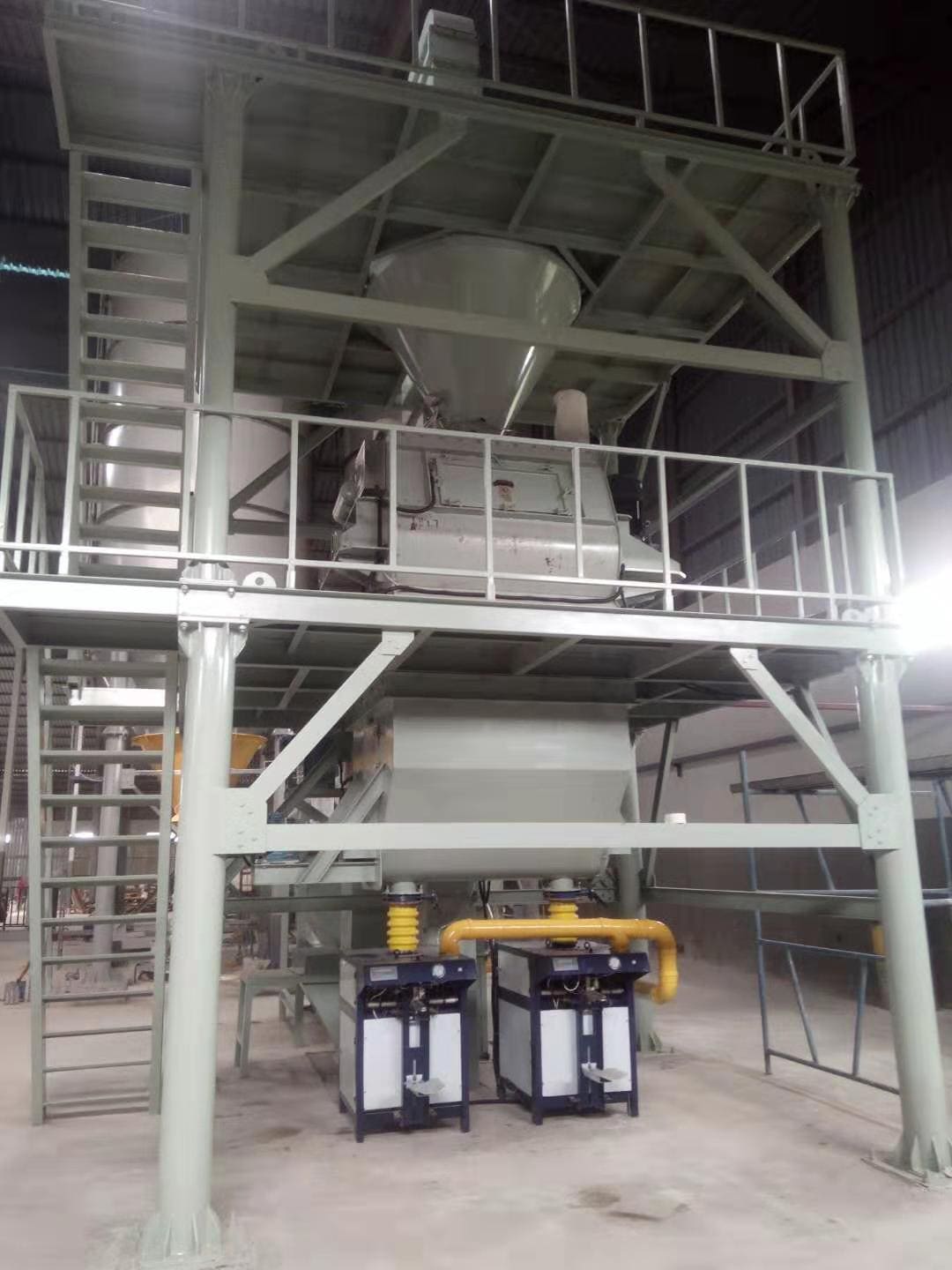 Dry-mixed mortar production line and packaging machine